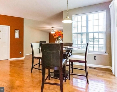 618 Sunderland Avenue - Photo Thumbnail 7