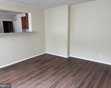 234 Franklin Street - Photo Thumbnail 5