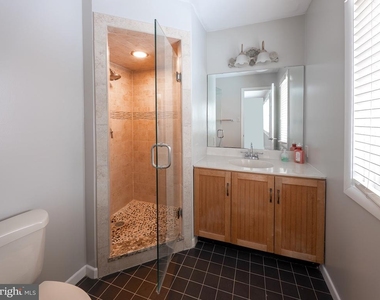 7 Ingham Way - Photo Thumbnail 7