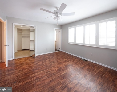 7 Ingham Way - Photo Thumbnail 6
