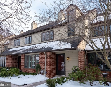 7 Ingham Way - Photo Thumbnail 20