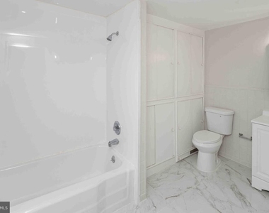 828 Mill St - Photo Thumbnail 12