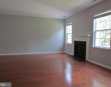 23 Blake Drive - Photo Thumbnail 2