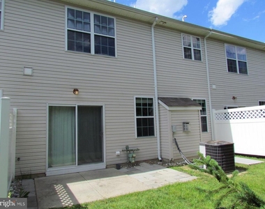 23 Blake Drive - Photo Thumbnail 14