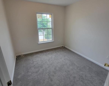 12 Russel Smith Road - Photo Thumbnail 7