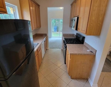 12 Russel Smith Road - Photo Thumbnail 6