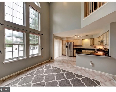 406 Pebble Creek Court - Photo Thumbnail 9