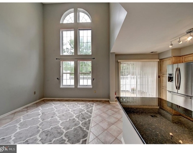 406 Pebble Creek Court - Photo Thumbnail 8