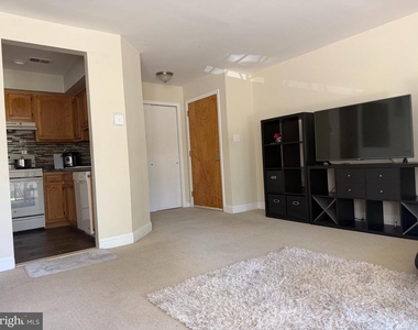 111 Worlidge Court - Photo Thumbnail 3