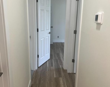 380-b Delancey Place - Photo Thumbnail 13