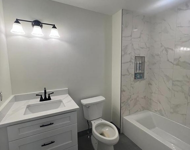380-b Delancey Place - Photo Thumbnail 22
