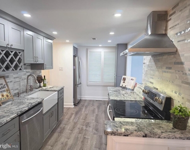 251 Fir Tree Court - Photo Thumbnail 6