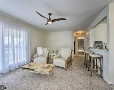 1106 E Evans Boulevard - Photo Thumbnail 3