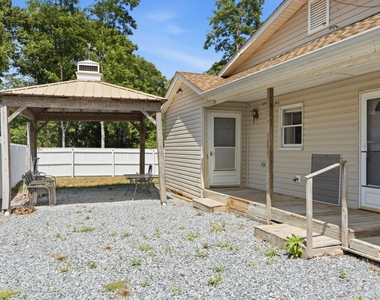 8304 Dangerfield Place - Photo Thumbnail 4