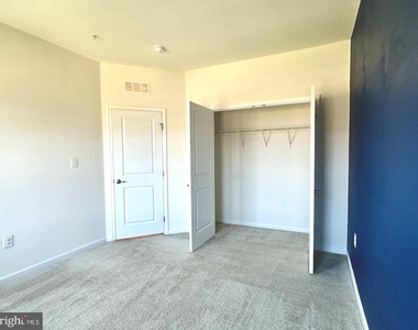 5312 N Center Drive - Photo Thumbnail 8