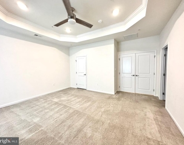5312 N Center Drive - Photo Thumbnail 3