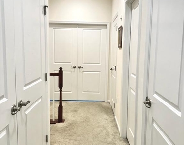 5312 N Center Drive - Photo Thumbnail 14