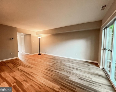 10863 Bucknell Drive - Photo Thumbnail 13