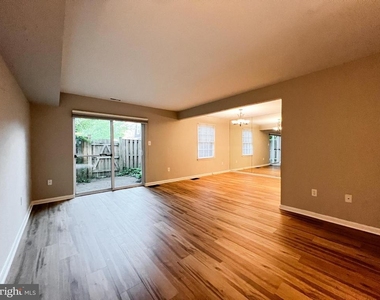 10863 Bucknell Drive - Photo Thumbnail 15