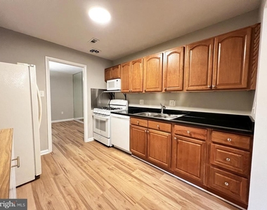 10863 Bucknell Drive - Photo Thumbnail 7