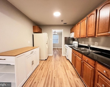 10863 Bucknell Drive - Photo Thumbnail 6