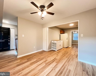 10863 Bucknell Drive - Photo Thumbnail 5