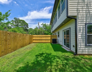 230 Brown St - Photo Thumbnail 22
