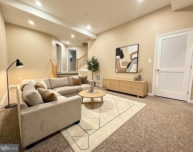 25353 Damascus Park Terrace - Photo Thumbnail 7