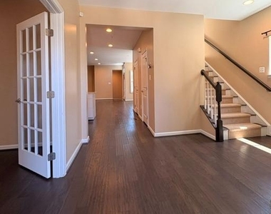 22110 Fulmer Avenue - Photo Thumbnail 4