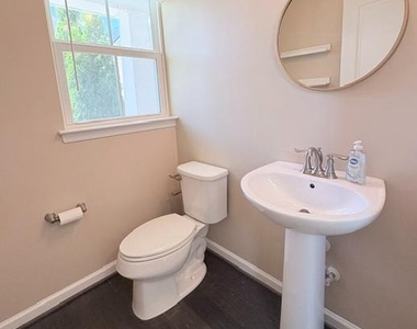 22110 Fulmer Avenue - Photo Thumbnail 15