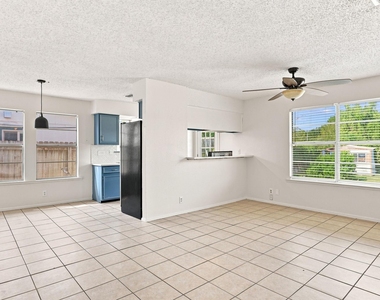 5700 Cherry Park Dr - Photo Thumbnail 7