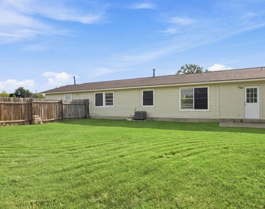 5700 Cherry Park Dr - Photo Thumbnail 17