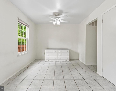 18617 Chickadee Lane - Photo Thumbnail 6