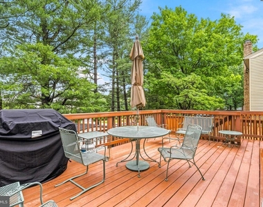 18617 Chickadee Lane - Photo Thumbnail 25