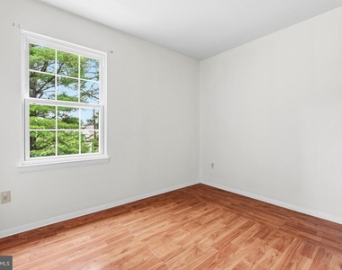 18617 Chickadee Lane - Photo Thumbnail 12