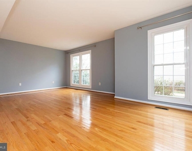 10622 Tuppence Court - Photo Thumbnail 9