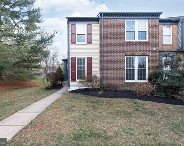10622 Tuppence Court - Photo Thumbnail 2