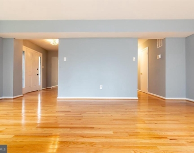10622 Tuppence Court - Photo Thumbnail 13