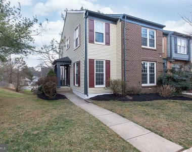 10622 Tuppence Court - Photo Thumbnail 1