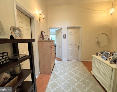 5 Martins Square Lane - Photo Thumbnail 33