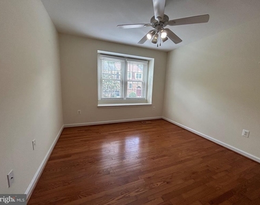 5916 Dorchester Way - Photo Thumbnail 14