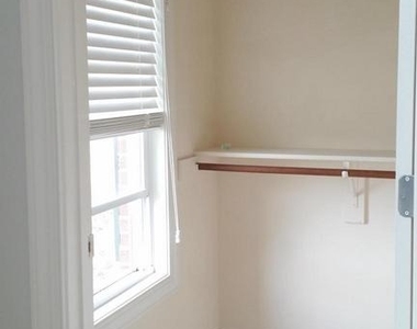 557 Cedar Spring Street - Photo Thumbnail 14