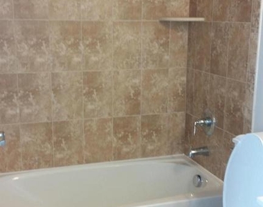 557 Cedar Spring Street - Photo Thumbnail 15