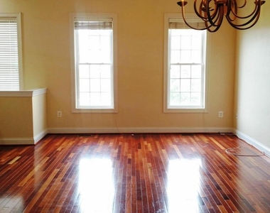 557 Cedar Spring Street - Photo Thumbnail 3