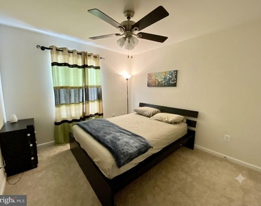 7014 Foxton Way - Photo Thumbnail 21