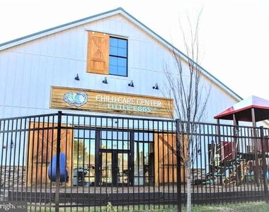 7014 Foxton Way - Photo Thumbnail 8