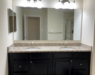7014 Foxton Way - Photo Thumbnail 22