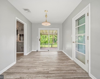 5233 Kerger Road - Photo Thumbnail 8