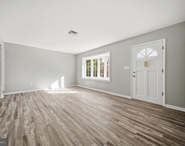 5233 Kerger Road - Photo Thumbnail 5
