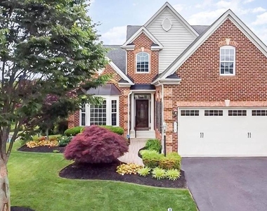 714 Monarchos Drive - Photo Thumbnail 7